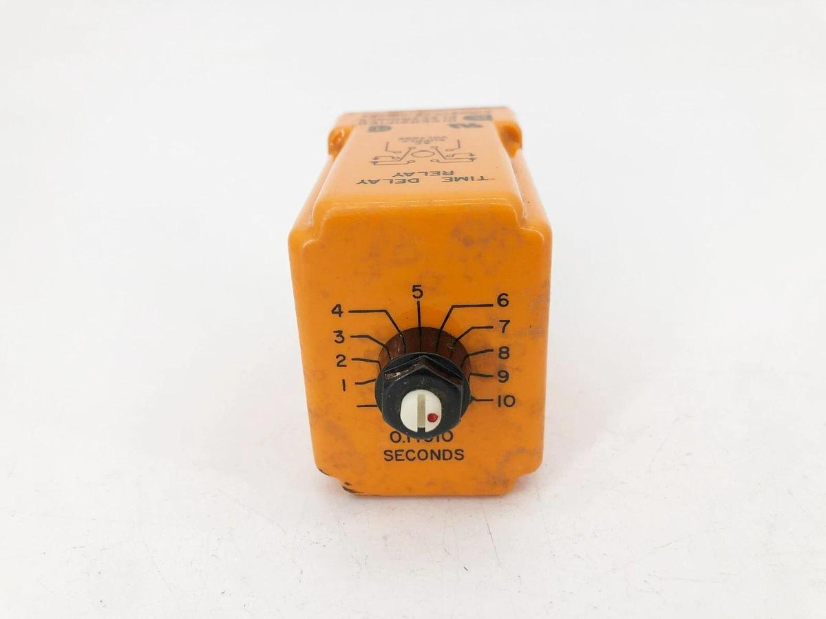 Used Diversified Electronics TUB-120-ALA-010 Timing Relay 0.1-10s 120V