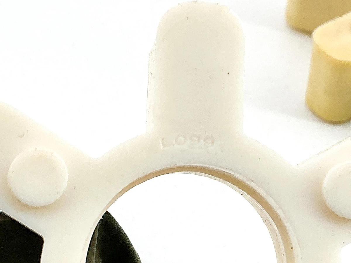 New Lot of 5 L099 Rubber Coupling Spider Insert - No Box