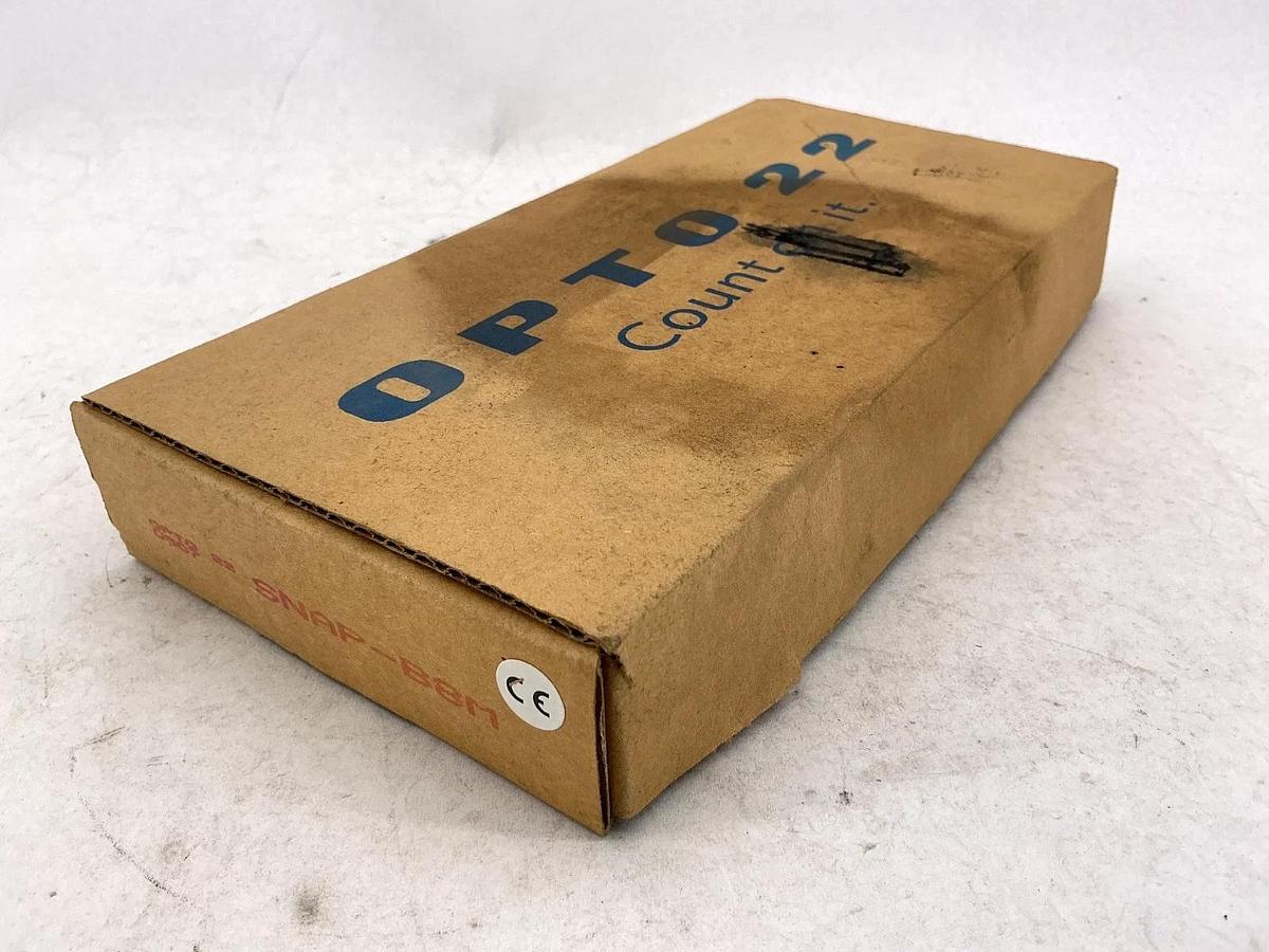 New OPTO 22 SNAP-B8M Module Rack 8-Modules 2.6A 5.2VDC
