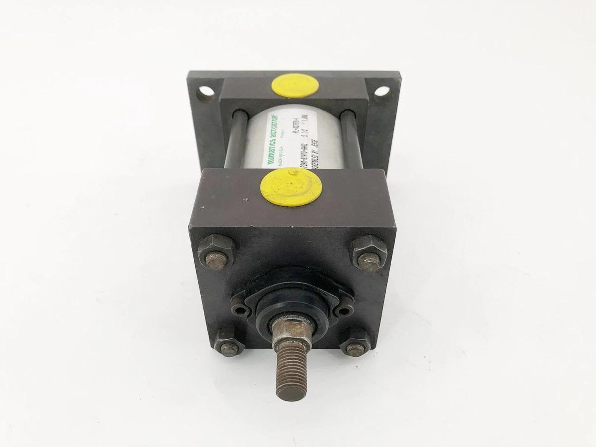 New Numatics F2AM-01A1D-AAA2 Pneumatic Cylinder 2-1/2" Bore 1" Stroke - No Box