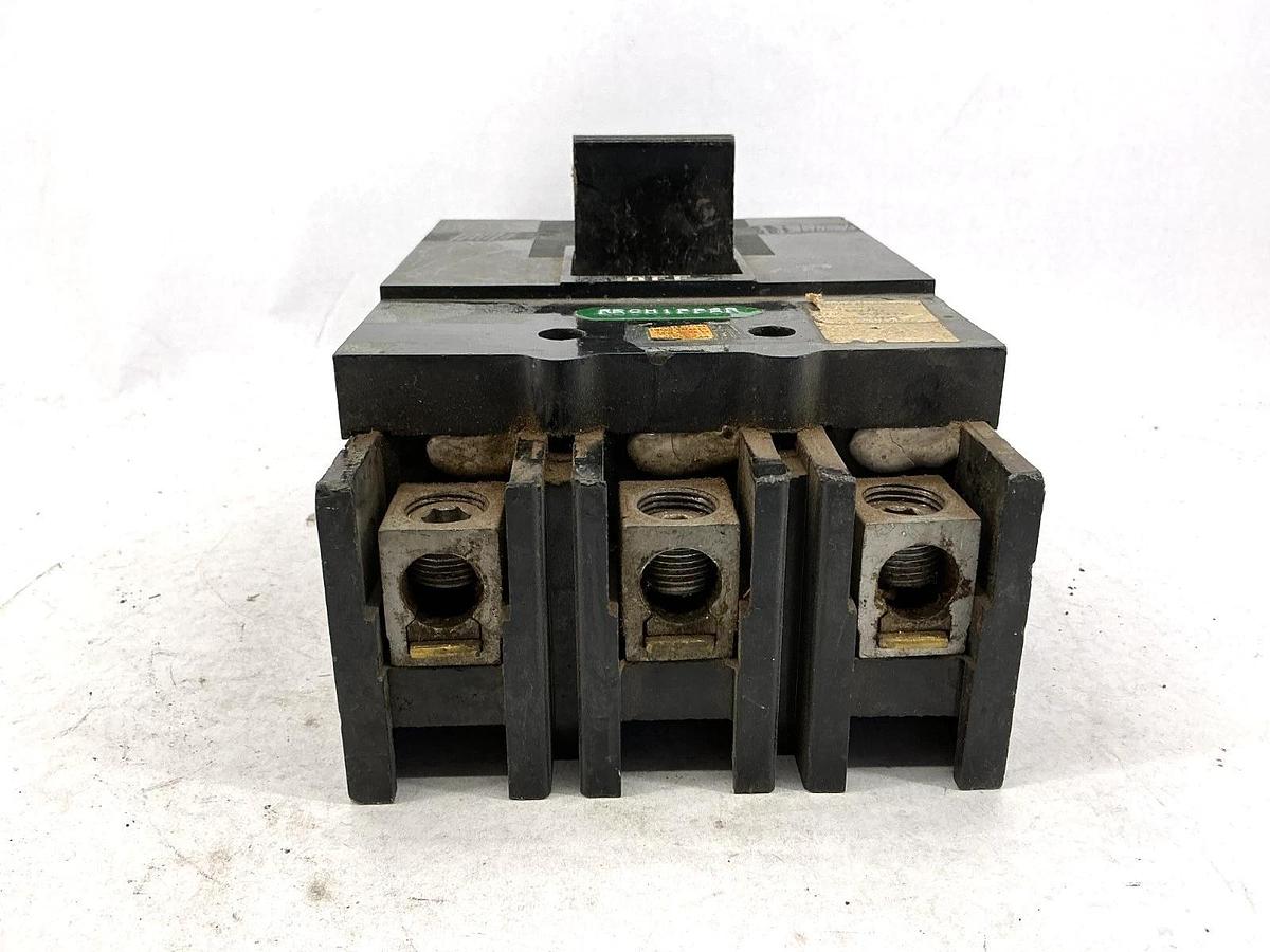 Used Square D 997316 Circuit Breaker Molded Case 3-Pole 3-Phase 100A 600VAC