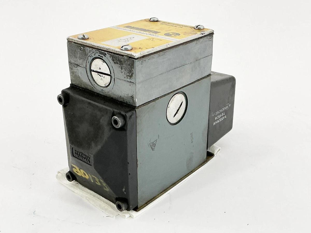New Rexroth 4WE10D31/CW110N9DA Hydraulic Valve 90VA/550VA