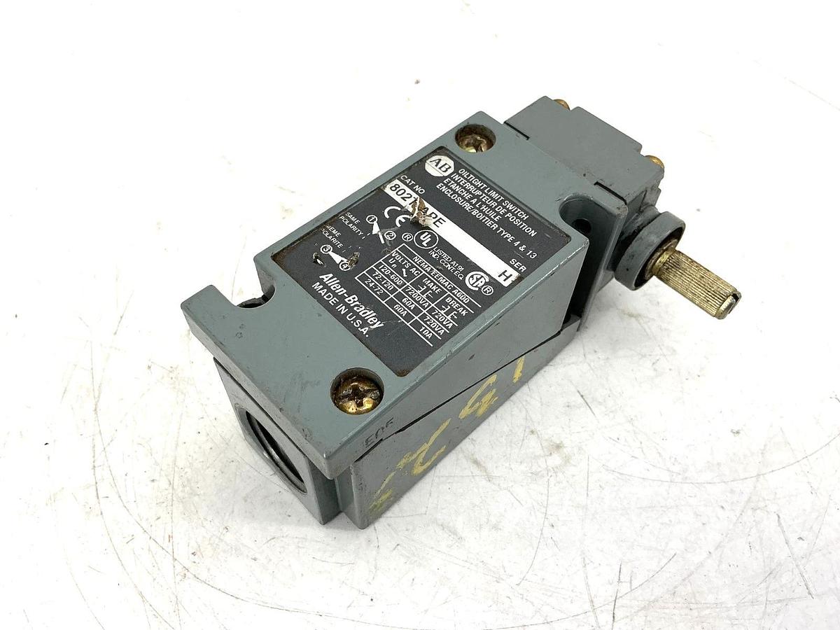 Used Allen Bradley 802T-APE Ser H Oiltight Limit Switch Plug-In Lever Type 10A 600VAC