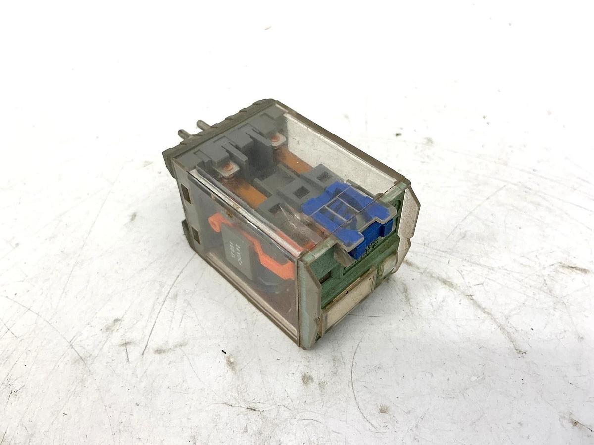 Used Lot of 2 Turck C2-A20DX/024VDC Ser MR-C Power Relay 8-Pin 24V Coil 2P 10A 250V
