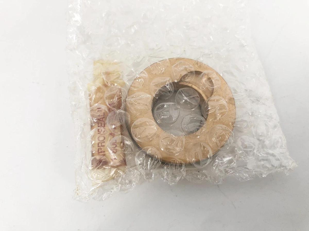 Lot of 2 New GCI 1601-A-37294-0 Inpro Bearing Isolators