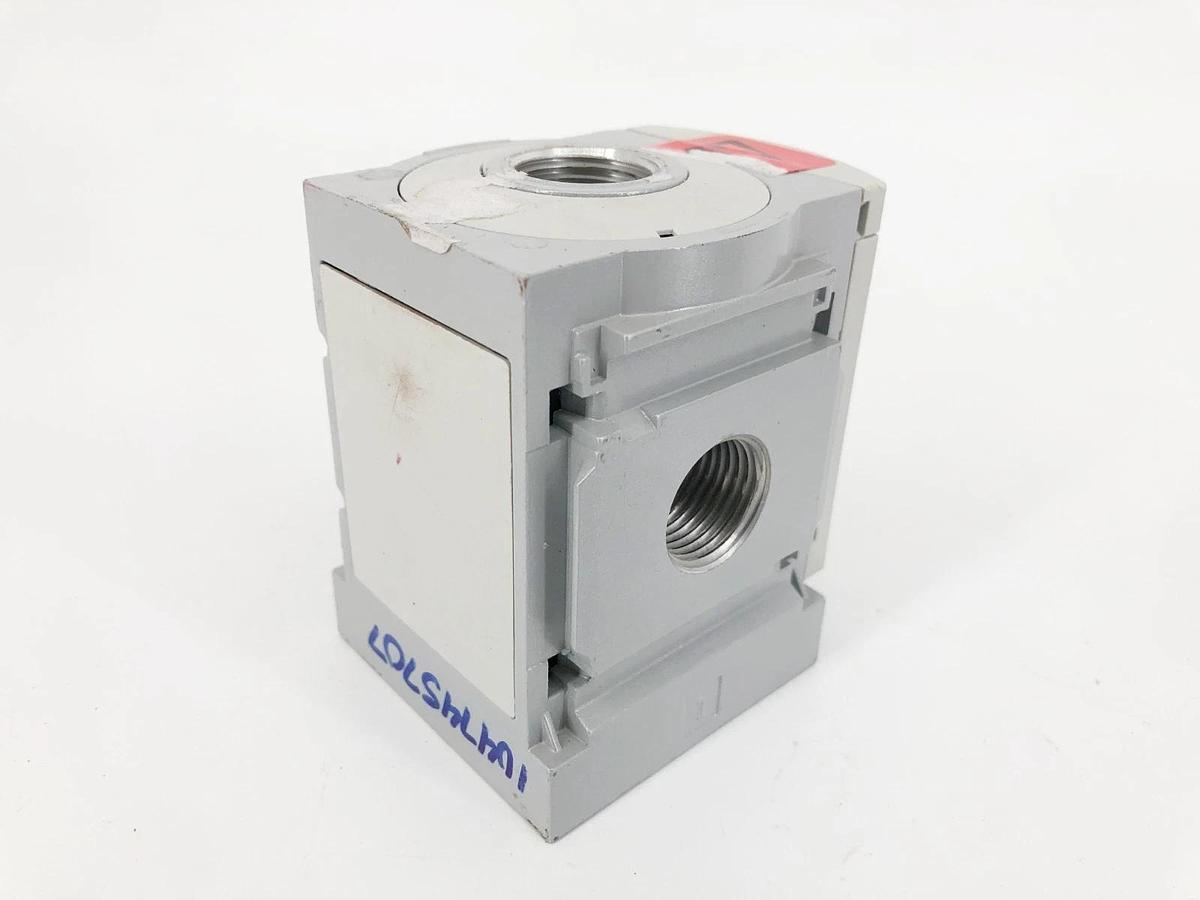 Used Lot of 2 Festo MS6-FRM-1/2-UL1 Branching Modules 300psi 527676