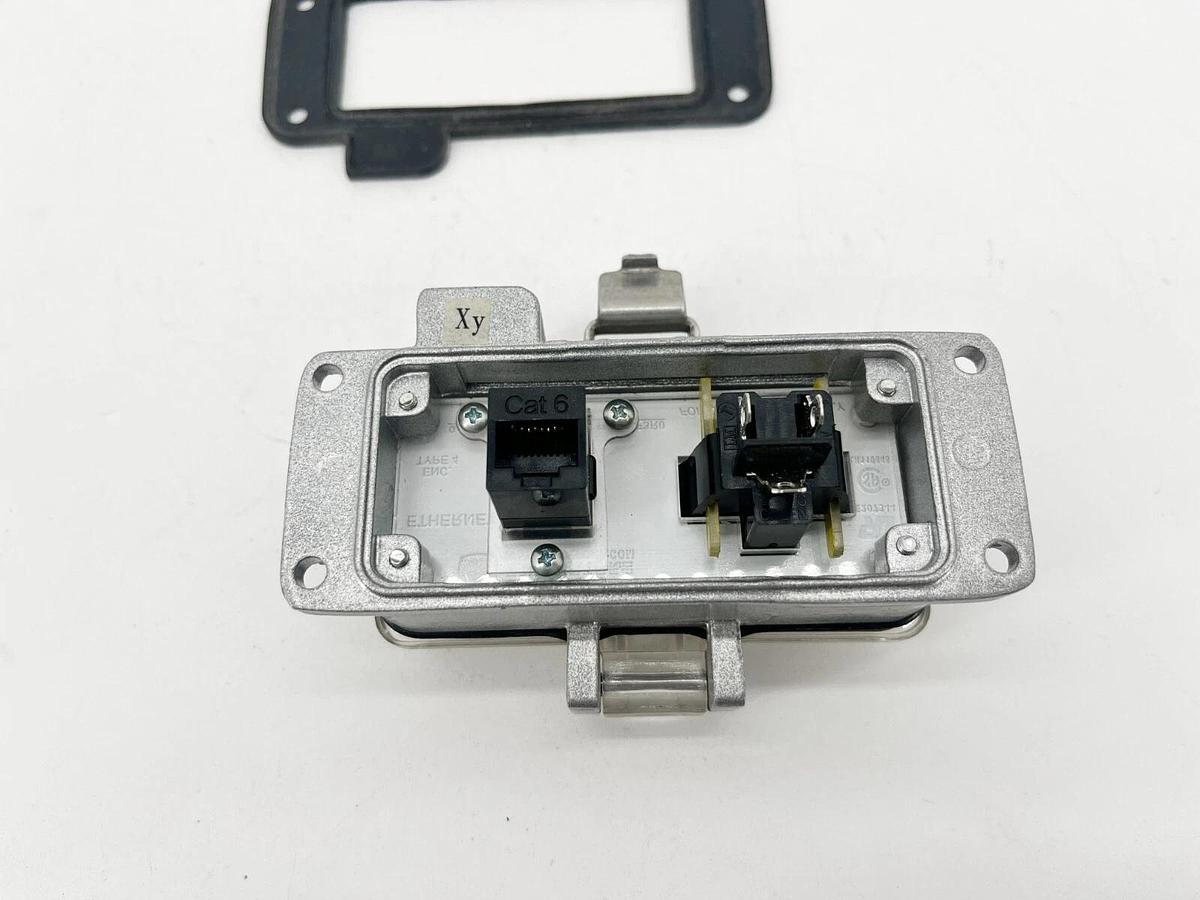 Used Grace Engineered Products P-R62-F3R0 Ethernet Panel Interface Connector