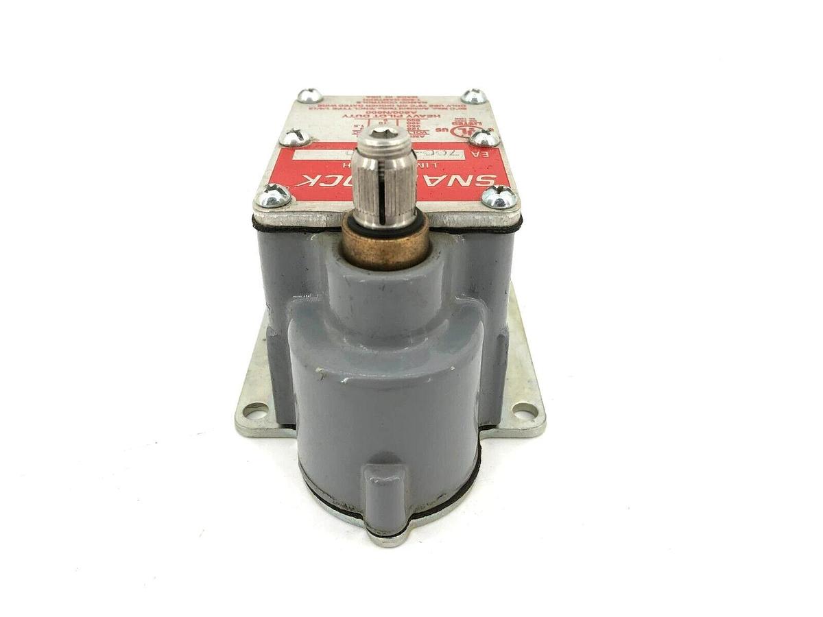 New Namco Controls EA700-46700 Snap-Lock Limit Switch 125/250/480/600VAC -No Box