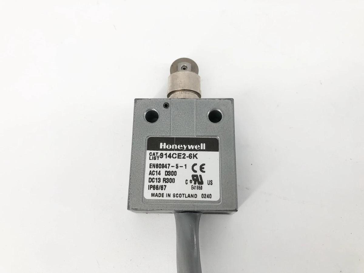 New Honeywell 914CE2-6K Miniature Switch Top Roller Plunger 1NC/1NO