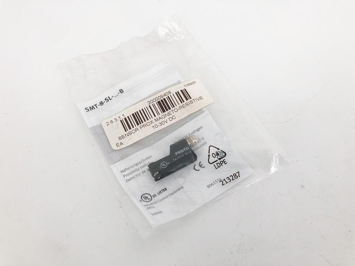 New Festo SMT-8-SL-PS-LED-24-B Proximity Sensor 10-30V 3W 562019