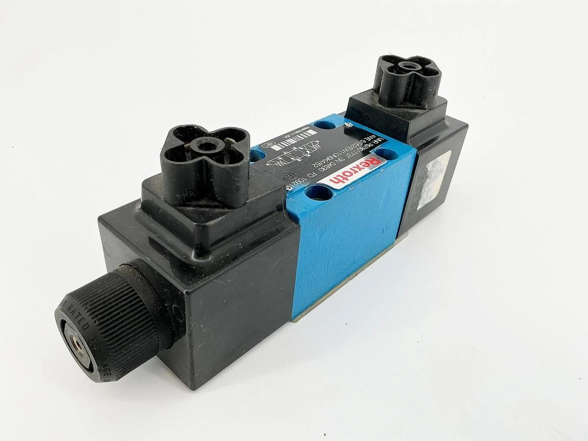 New Rexroth R978017737 Directional Control Valve 4WE6E62/EW110N9K4/62 - No Box