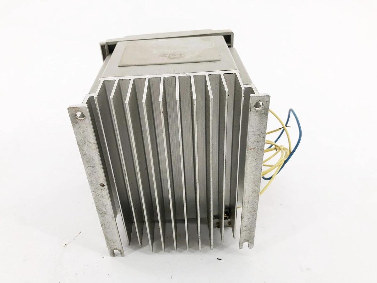 Used Hitachi SJ100-007NFU Inverter VFD 1HP 3PH (For Parts Only)