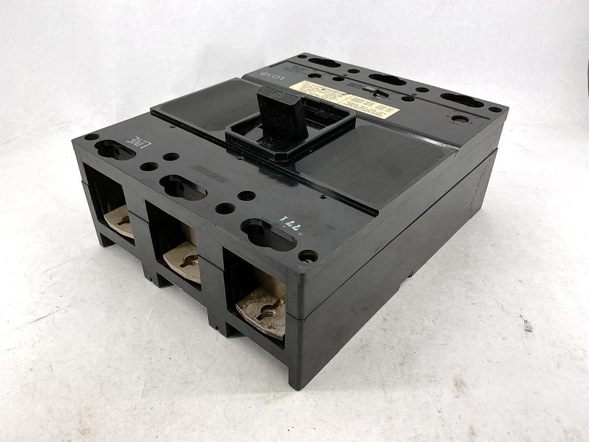 Used ITE JL3-F400 Circuit Breaker 3-Pole 3-Phase 400A 600VAC