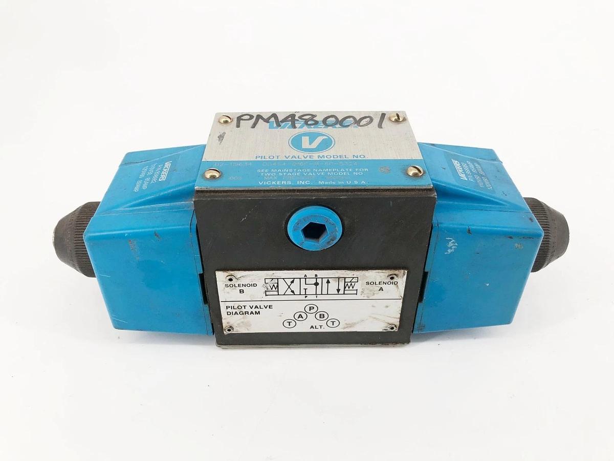 New Vickers DG4S4-016C-B-60-S324 Directional Valve 110/120V 02-119634 - No Box