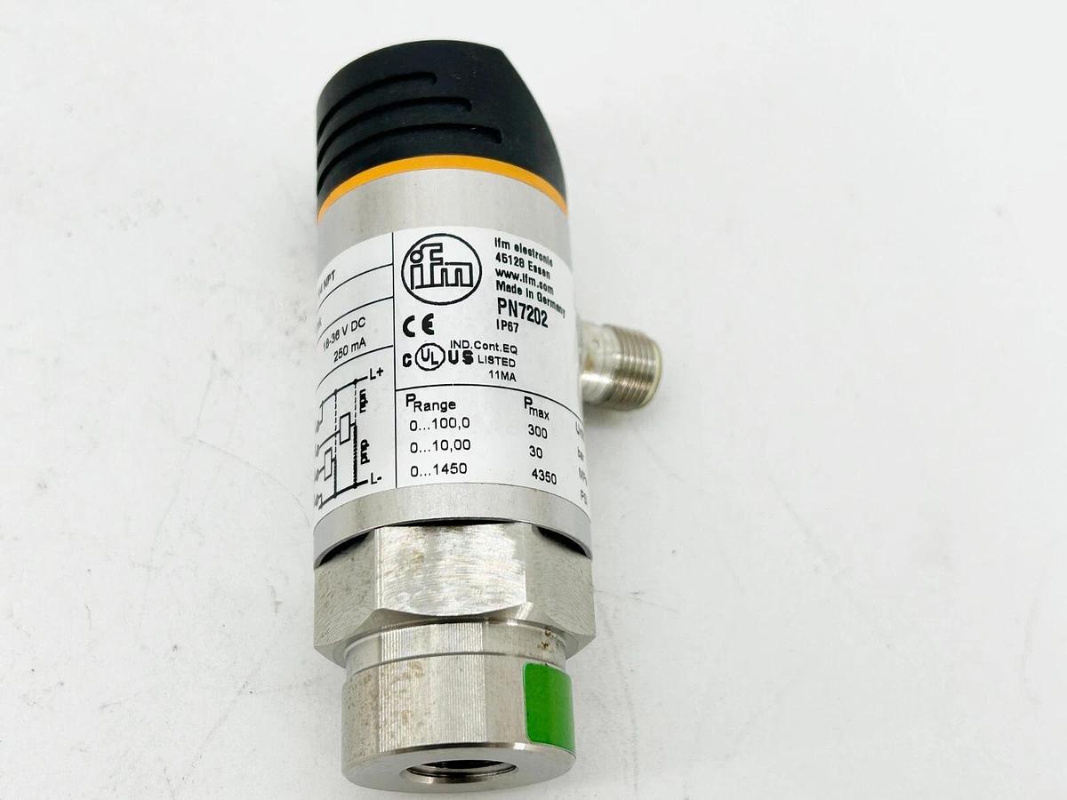 New IFM PN7202 Pressure Switch 18-36VDC 250Ma IP67