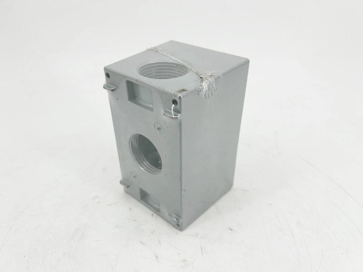 Lot of 2 New 5387-0 Weatherproof Outlet Boxes 1" Hub 1-Gang Aluminum - No Box