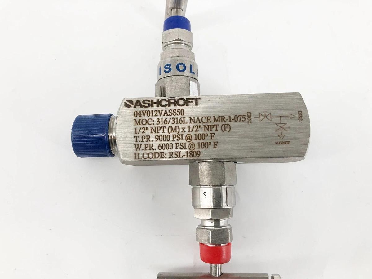 New Ashcroft 04V012VASS50 Block & Bleed 2-Valve Manifold 1/2" NPT - No Box