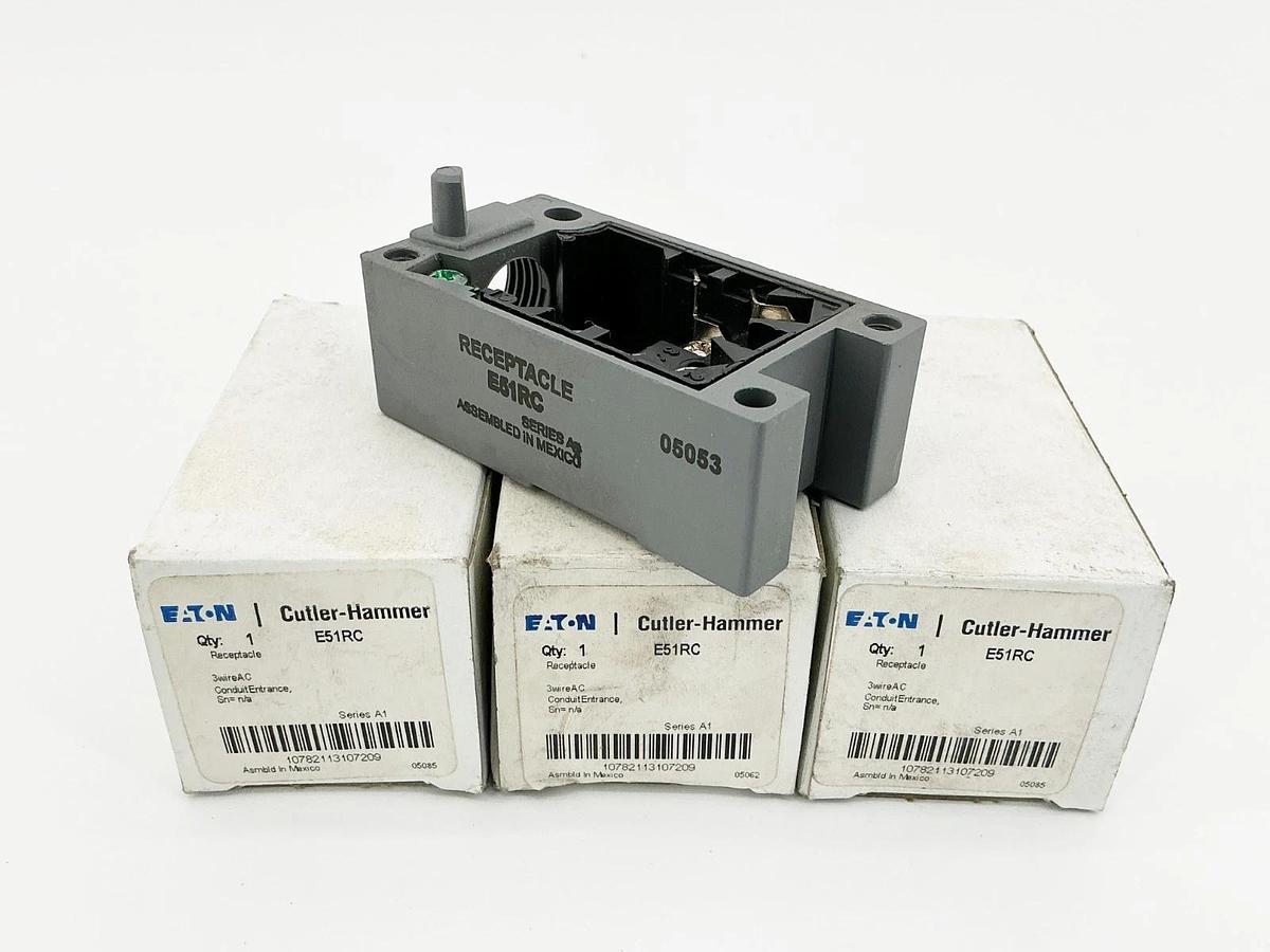 New Lot of 3 Eaton E51RC Sensor Conduit Entrance 3 Wire