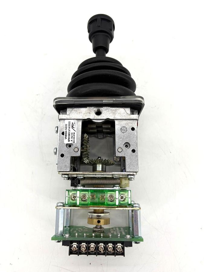 New J.R. Merritt Controls VNSOA-14032 Single Axis Joystick Spring Return Center