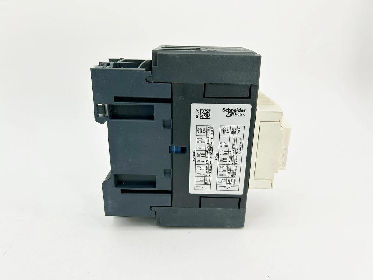 New Schneider Telemecanique LC1D50AT7 Non-Reversing IEC Contactor, 480VAC 3P 50A