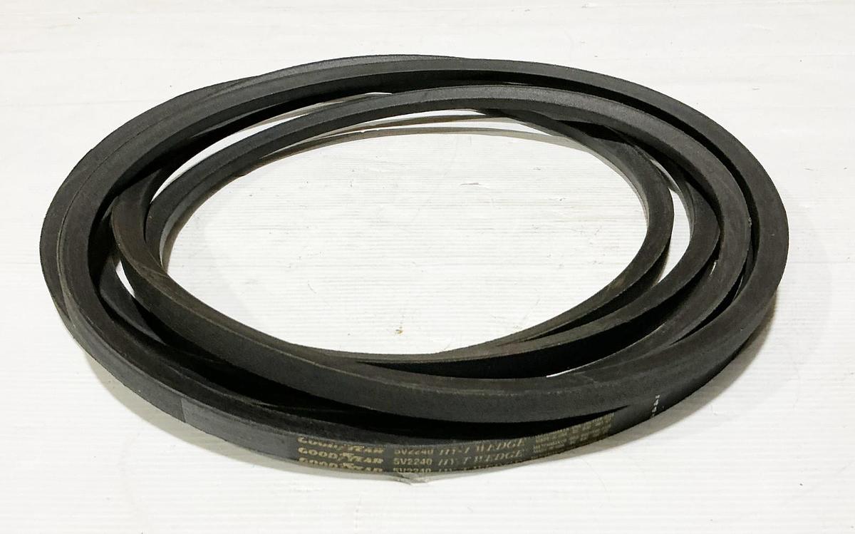 New Goodyear 5V2240 HY-T Wedge Belt 5V 225" Length 0.62 Width - No Box