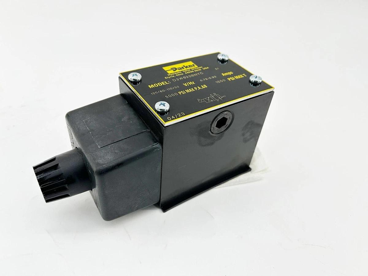 New Parker D3W020BNYC-51 Directional Control Valve 4500PSI 120V 32GPM