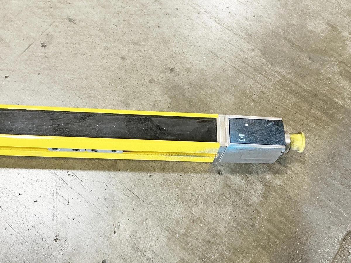 Used Leuze Electronics MLC500T40-1500 Safety Light Curtain MLC 500 Series Type 4