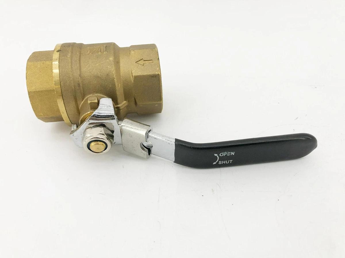 New Grainger 1PYZ3 Brass Ball Valve 1-1/4" F x F 200PSI