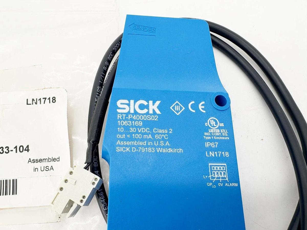 New Sick RT-P4000S02 Photoelectric Proximity Sensor 1063169 10-30VDC 100mA