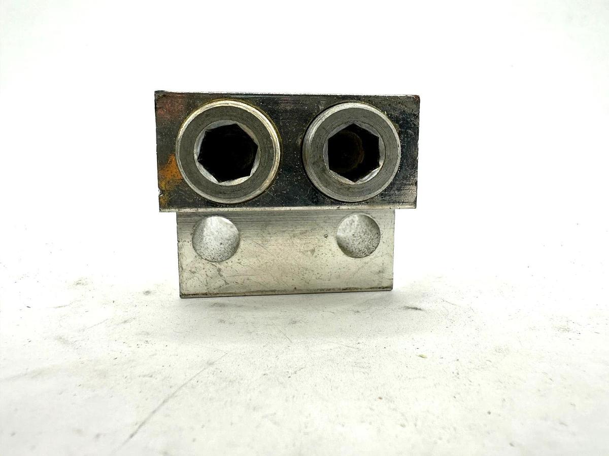 New Siemens TA2K500 MCCB Lug Kit Assembly - Missing Parts See All Photos