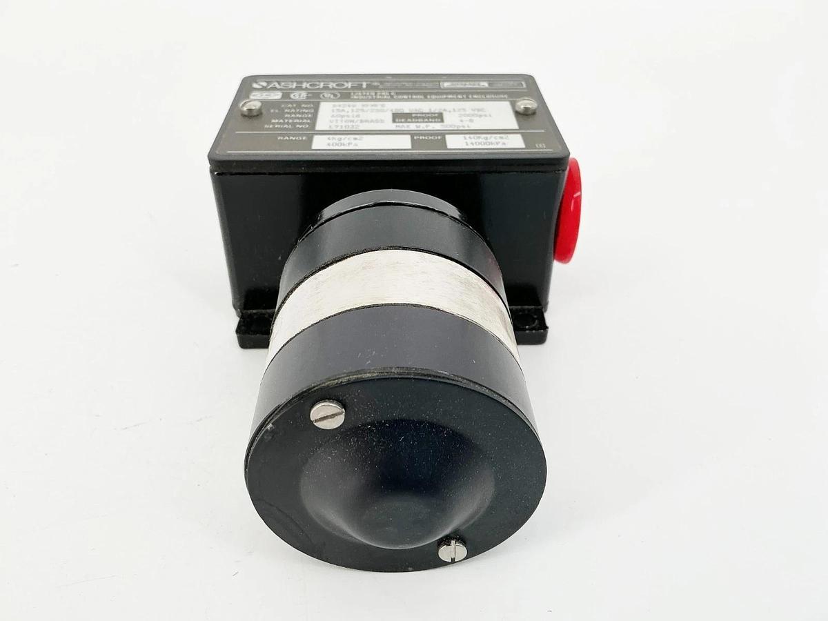 New Ashcroft D424V XFMFS Pressure Switch 15A 480V 60-2000PSI 4Kg/cm2 400kPa