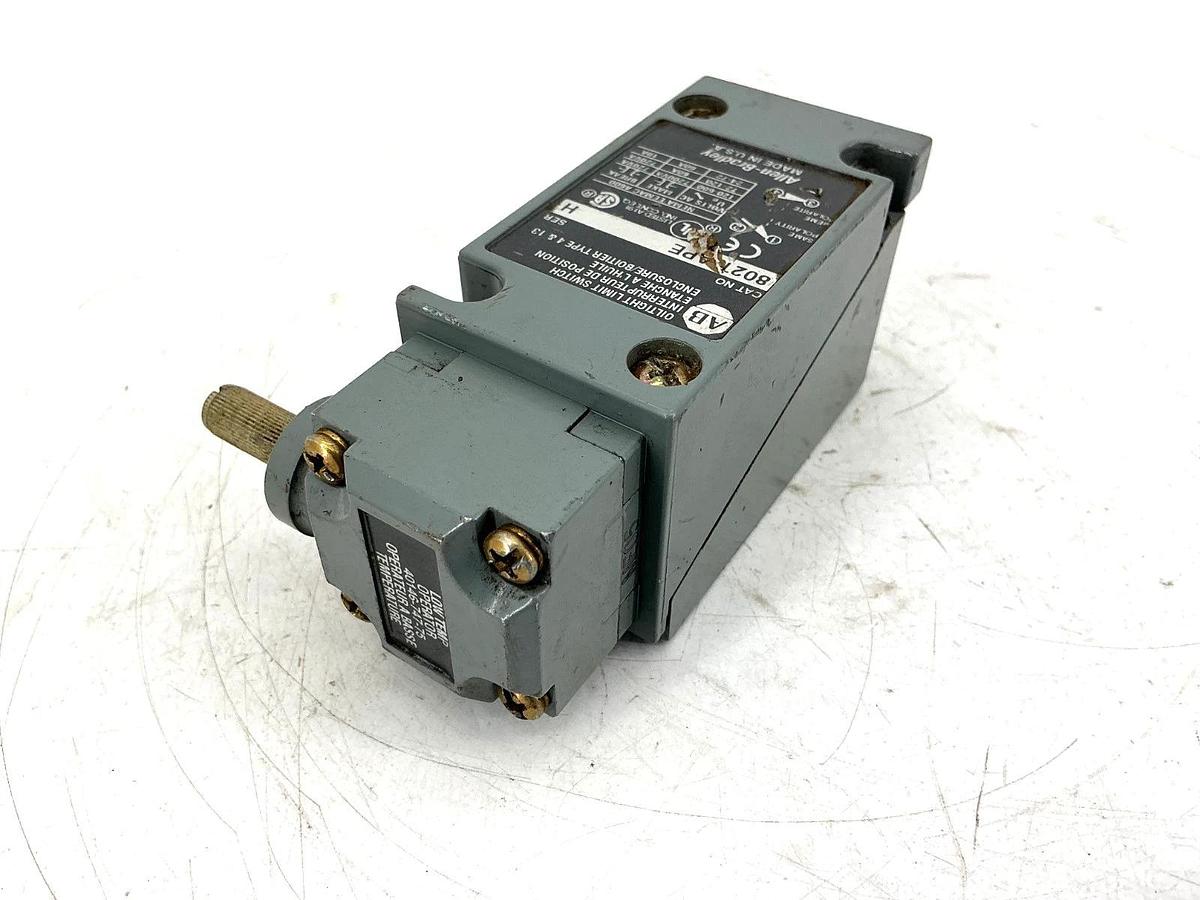 Used Allen Bradley 802T-APE Ser H Oiltight Limit Switch Plug-In Lever Type 10A 600VAC