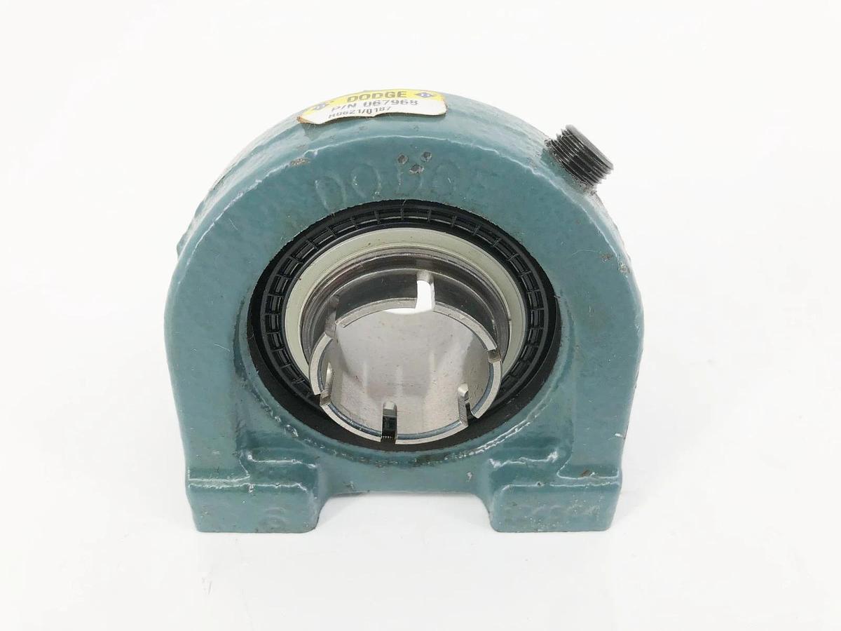 New Dodge TB-DL-100-NL Pillow Block Ball Bearing 1" Bore 067968 (No Collar)