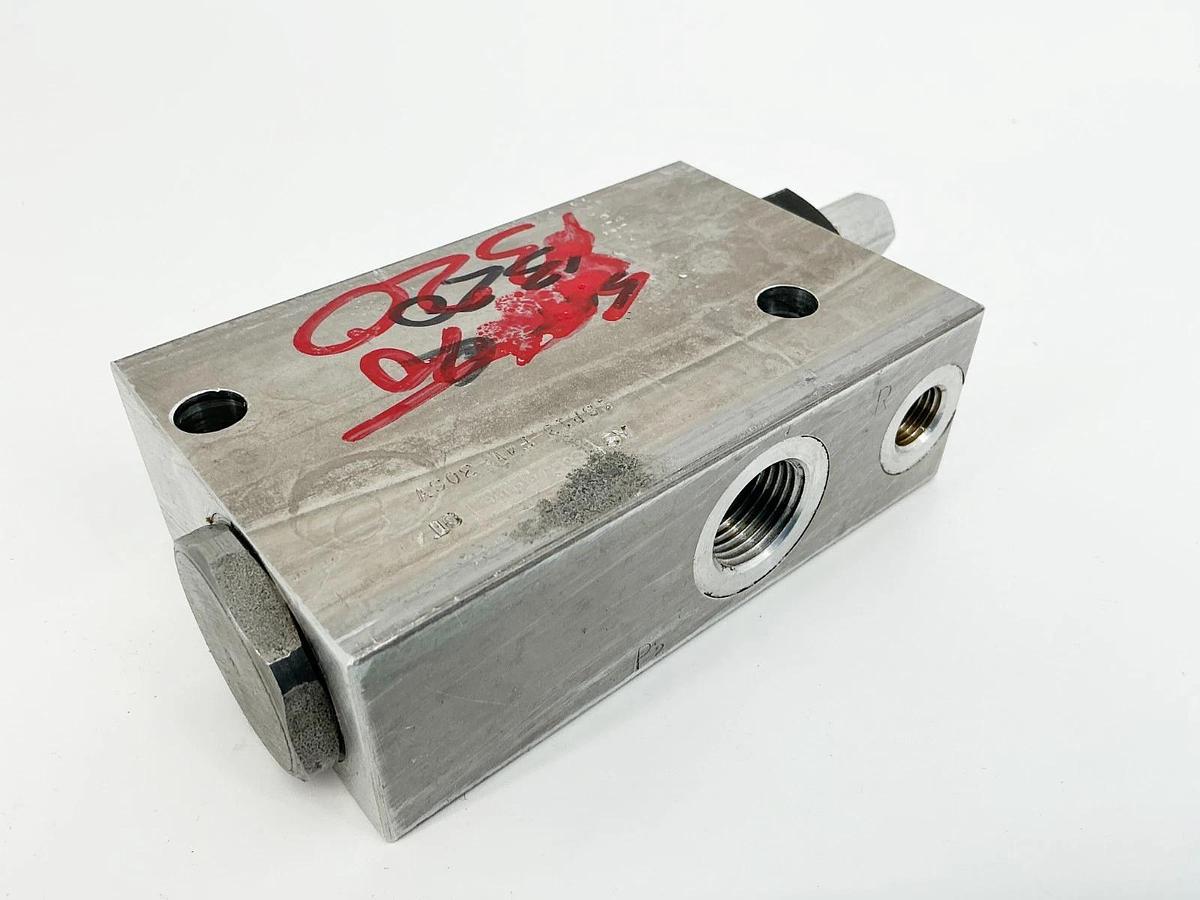 Used Fluid Controls 1SA13-F4W-30SV Sequence Valve Manifold