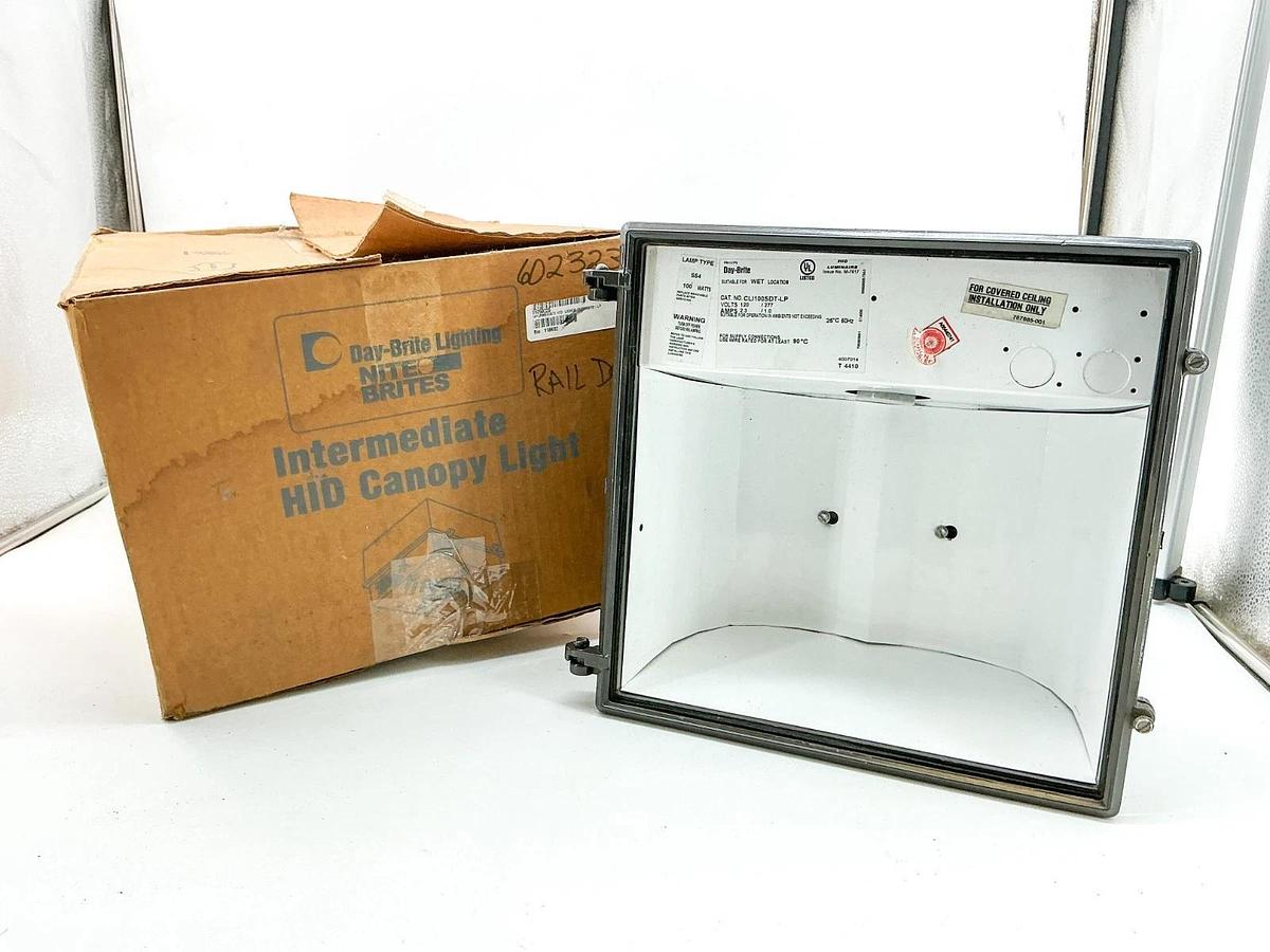 New Philips CLI100SDT-LP Day-Brite Lamp Fixture 100W 120/277V 2.3A