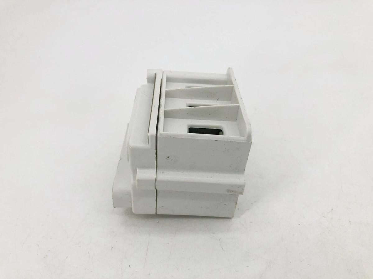Used Eaton Cutler Hammer 49-9092 Female Load Stab