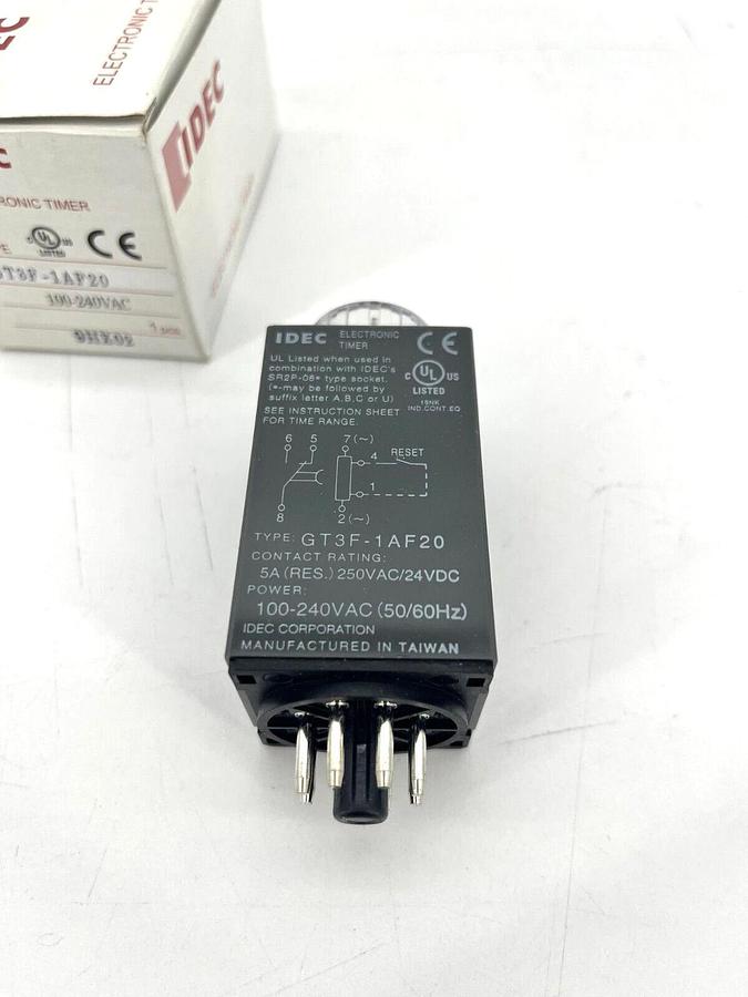 New IDEC GT3F-1AF20 Plug-In Timer 0.1s-600s Range 8-Pin SPDT 100-240VAC