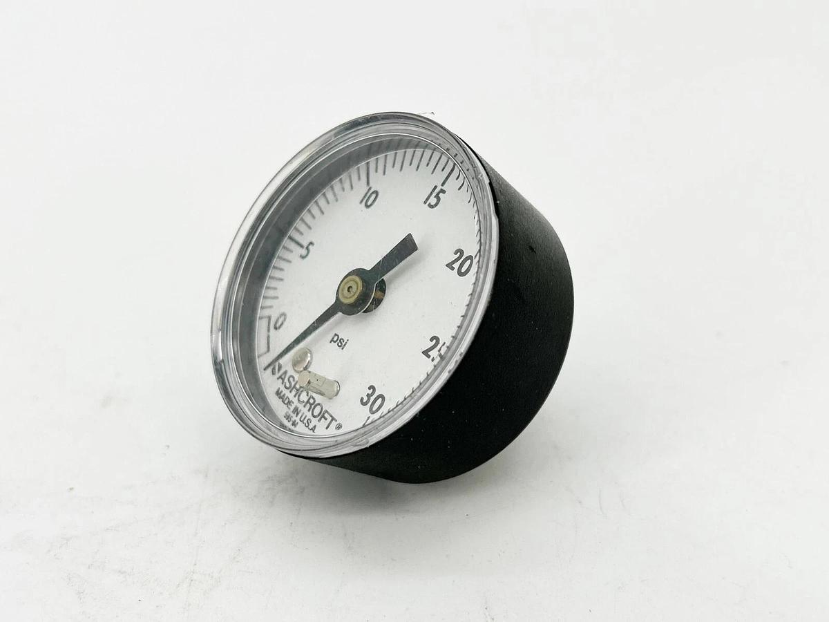 New Ashcroft 595-04 Pressure Gauge 0-30 PSI