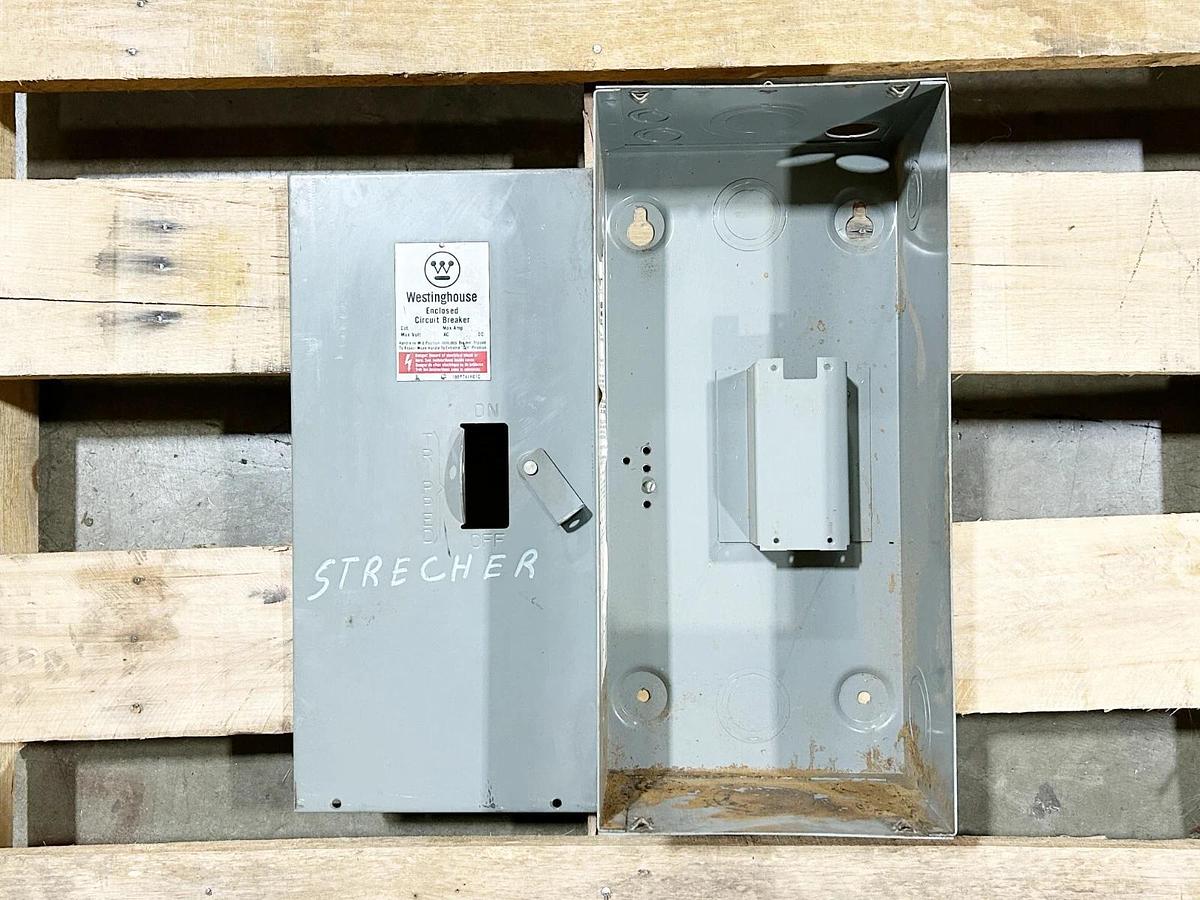 Used Westinghouse SFDN100 Circuit Breaker Enclosure 15-100A 600V Nema 1