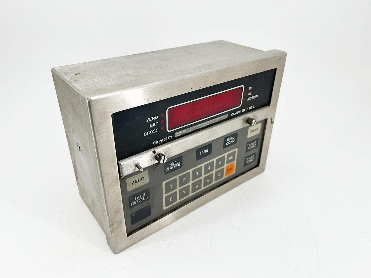 Used Condec UMC600AAAC Programmable Weight Indicator Digital Display 115V 60Hz 175MA