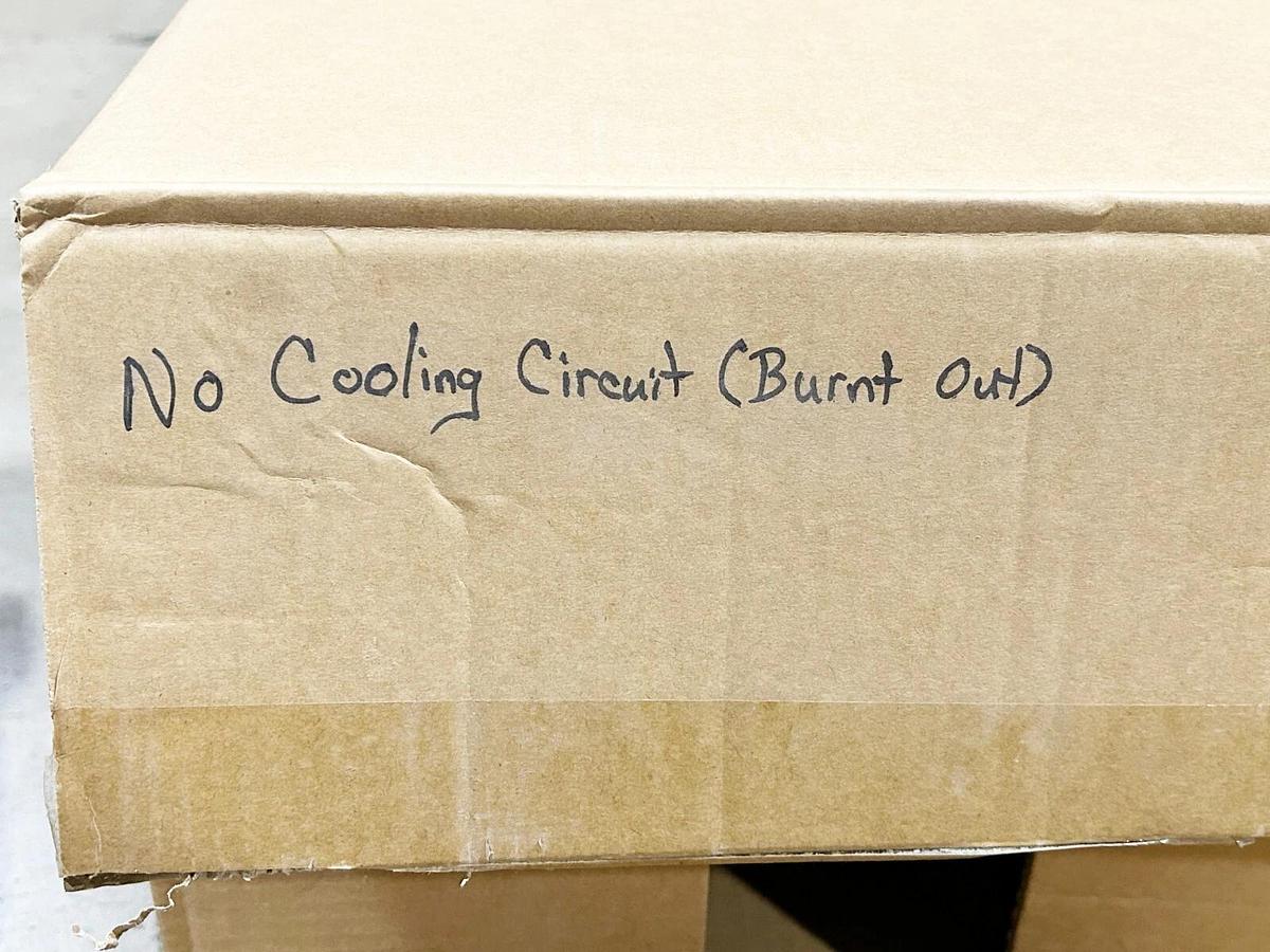 Used Allen Bradley 25B-D037N114 AC Drive Powerflex 525 480V 37A 25HP (Parts Only)