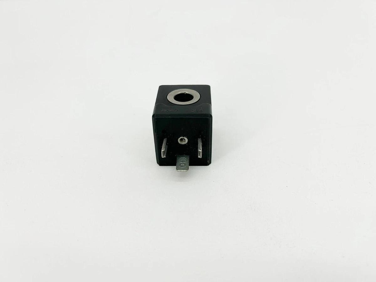 New Asco 10700261 Pilot Solenoid Valve Coil Only 24VDC 48VAC