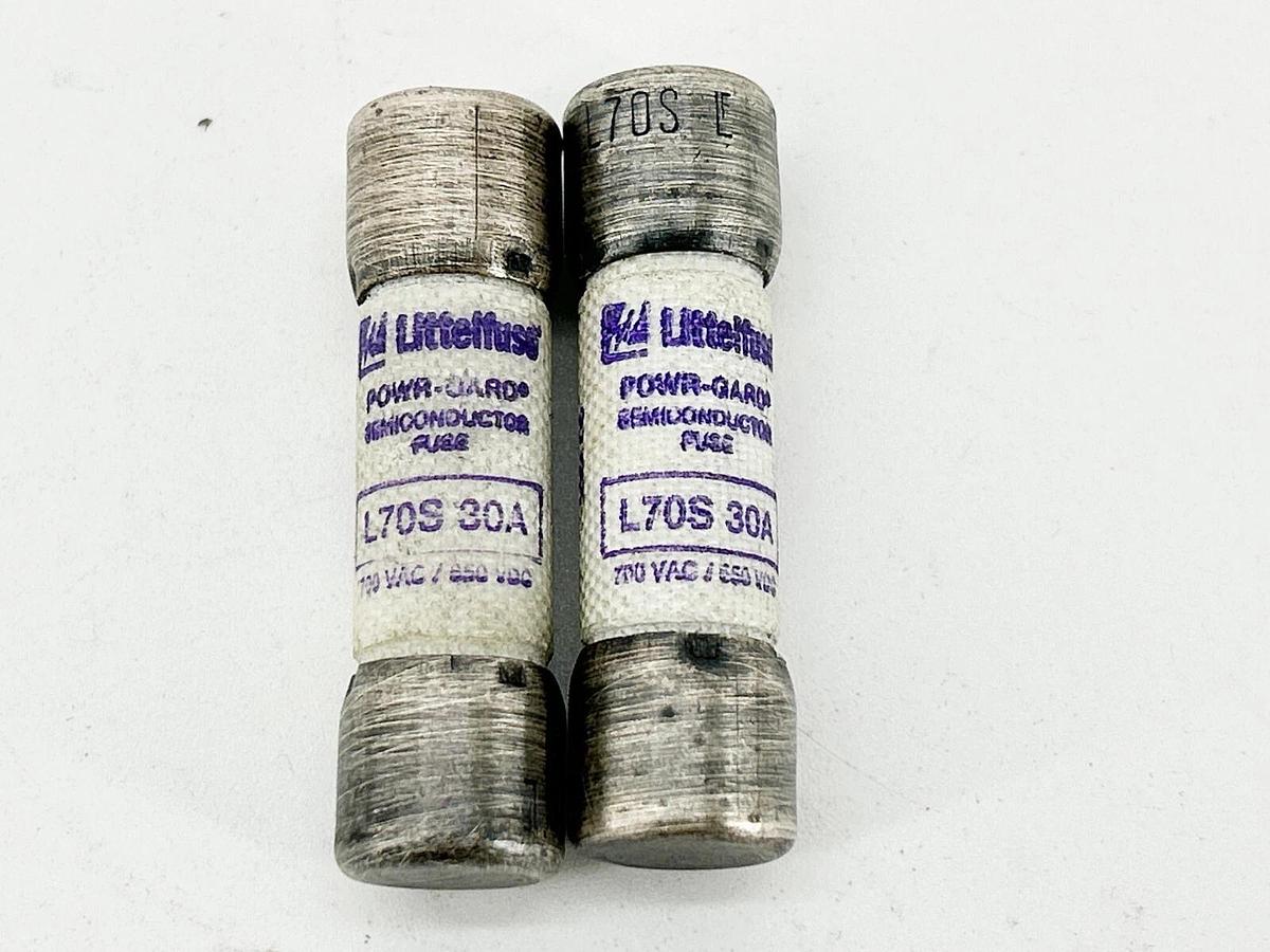 New Lot of 2 Littelfuse L70S 30A Power Gard Fuse 30A 700VAC 600VDC