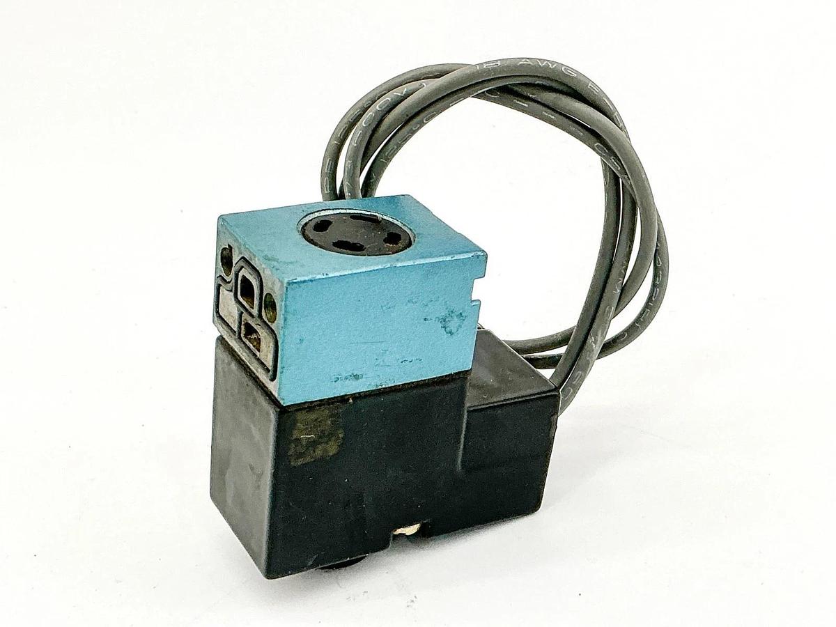 New Mac Valves PME-111CA Solenoid Valve 110/120V 6.8W 25-100PSI