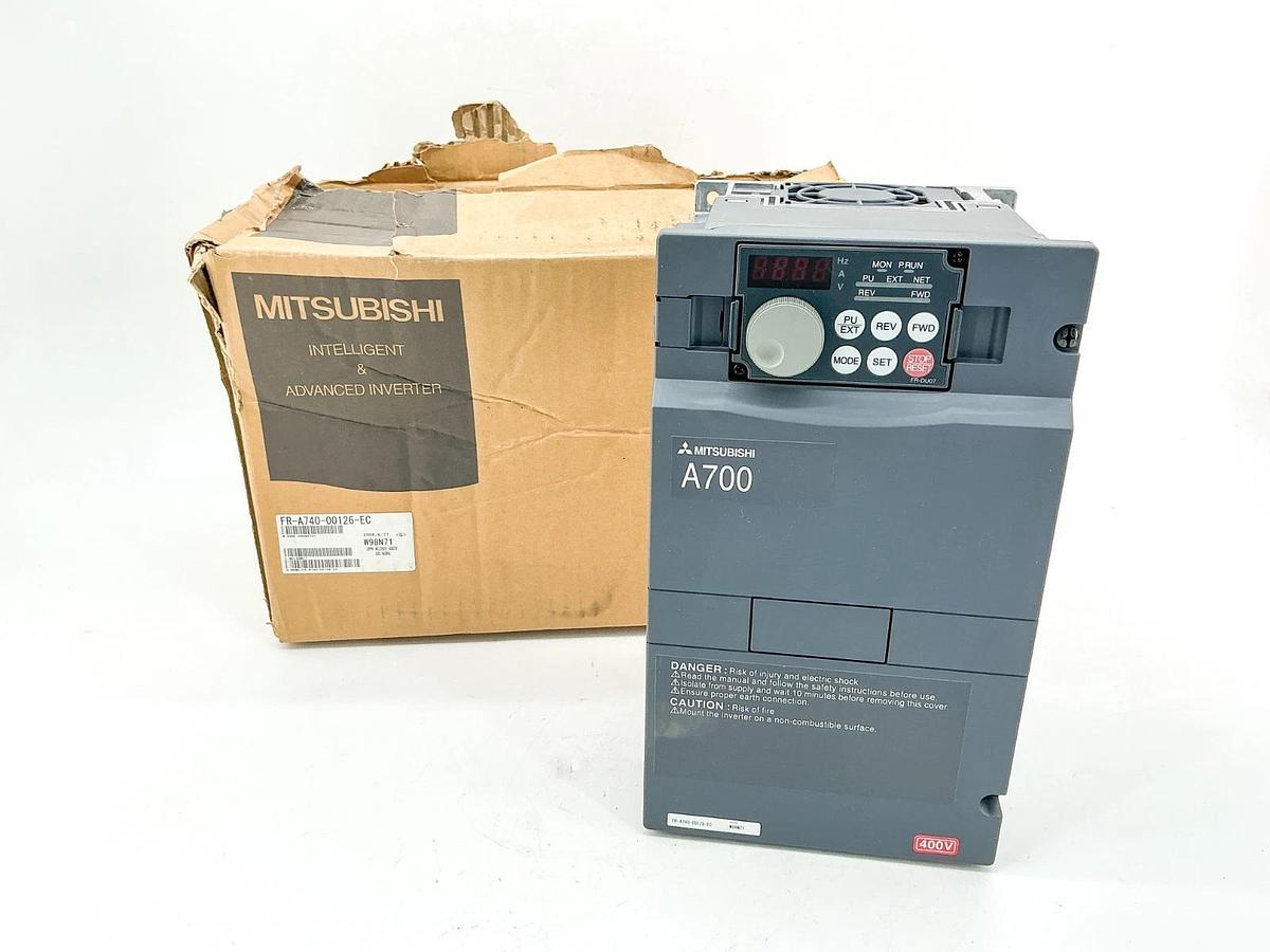 New Mitsubishi Electric FR-A740-00126-EC AC Frequency Inverter 3PH 480V 50/60Hz