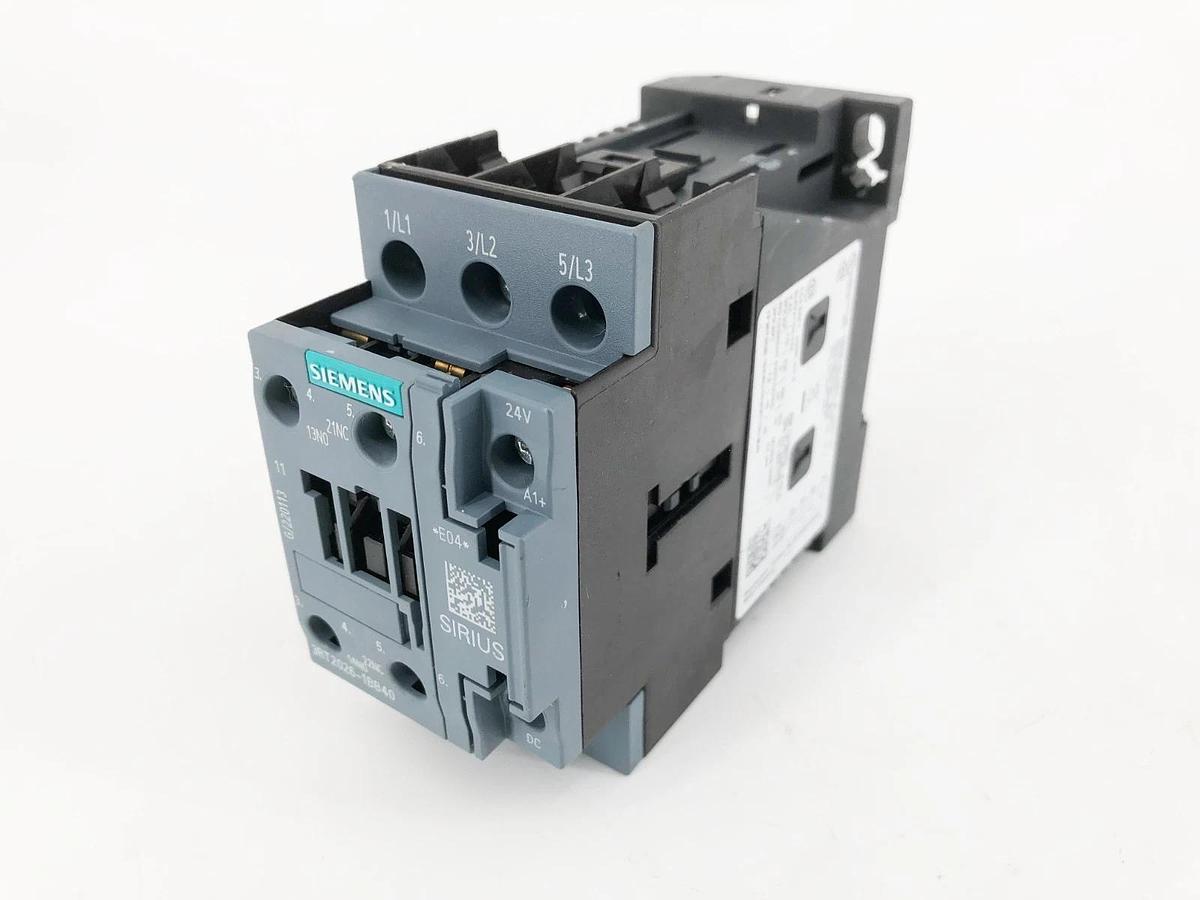 New Siemens 3RT2026-1BB40 Power Contactor 25A 400VAC 24VDC Coil - No Box