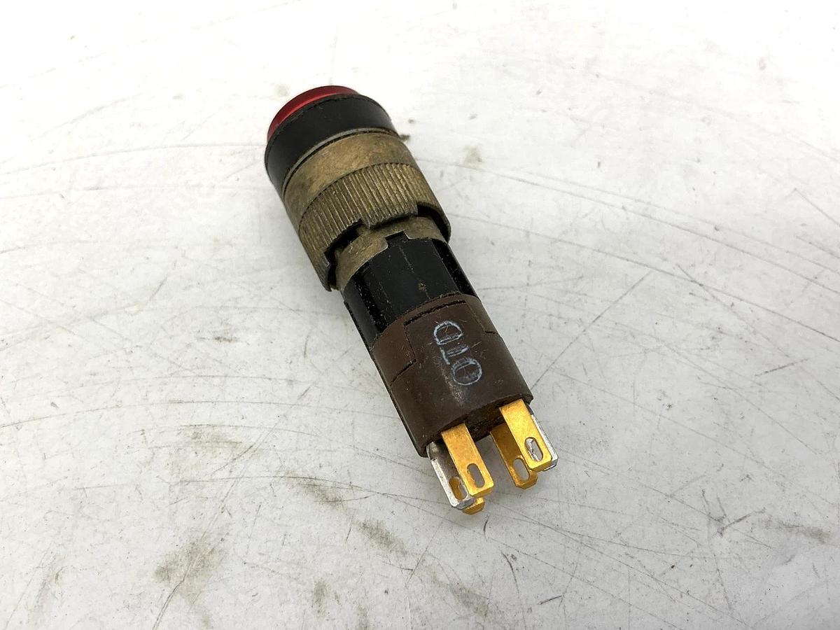 Lot of 3 New Allen Bradley 800A-M2AR24 Ser B Momentary Pushbutton Red 6-Pin