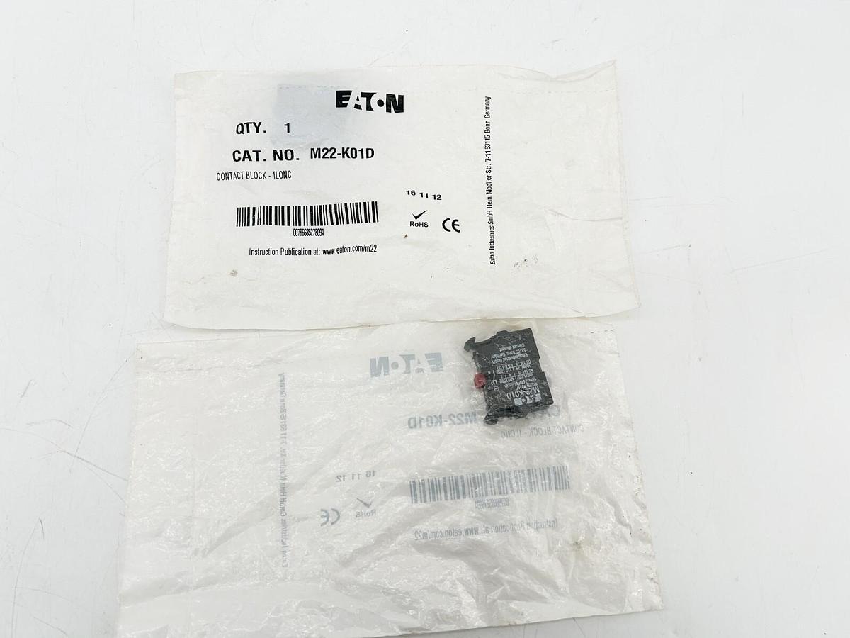 New Lot of 2 Eaton M22-K01D Contact Block