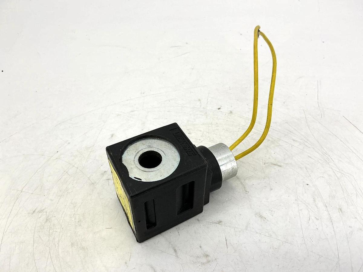 Used Vickers 02-178106 Solenoid Coil 1/2" NPT Conduit Port 2-Wire 20-Watt 120VAC