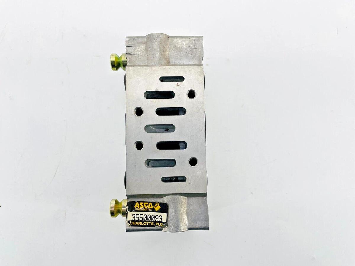 New Asco 35500093 Pneumatic Spool Valve 1/4NPT